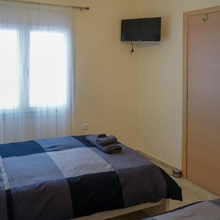 Modern Apartment In The City Center Ioannina Ngoại thất bức ảnh