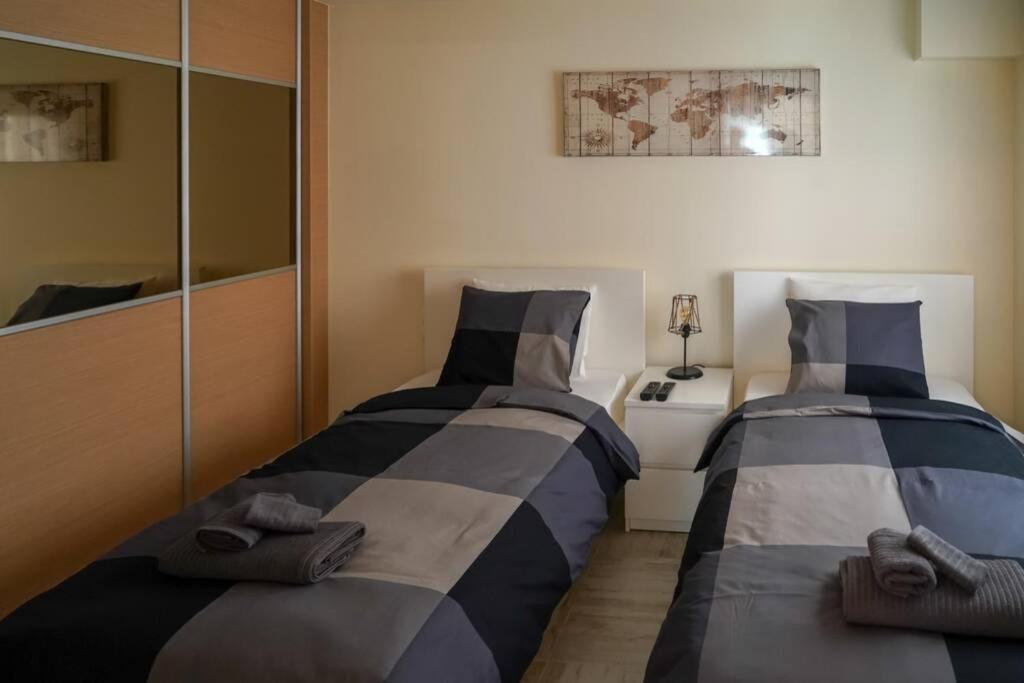Modern Apartment In The City Center Ioannina Ngoại thất bức ảnh